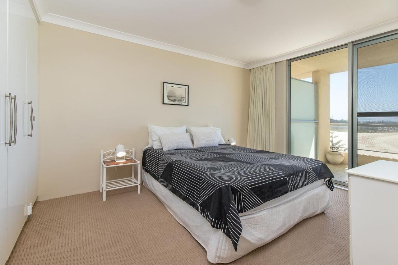 Beachpoint 402 - Linen Not Included Forster Esterno foto